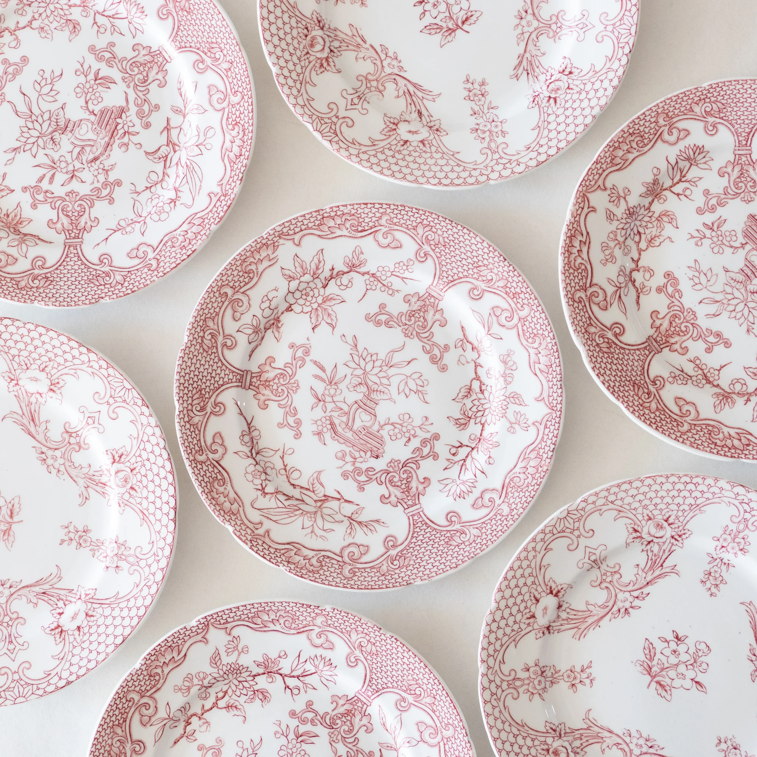 7 assiettes Sarreguemines terre de fer rose – Image 2