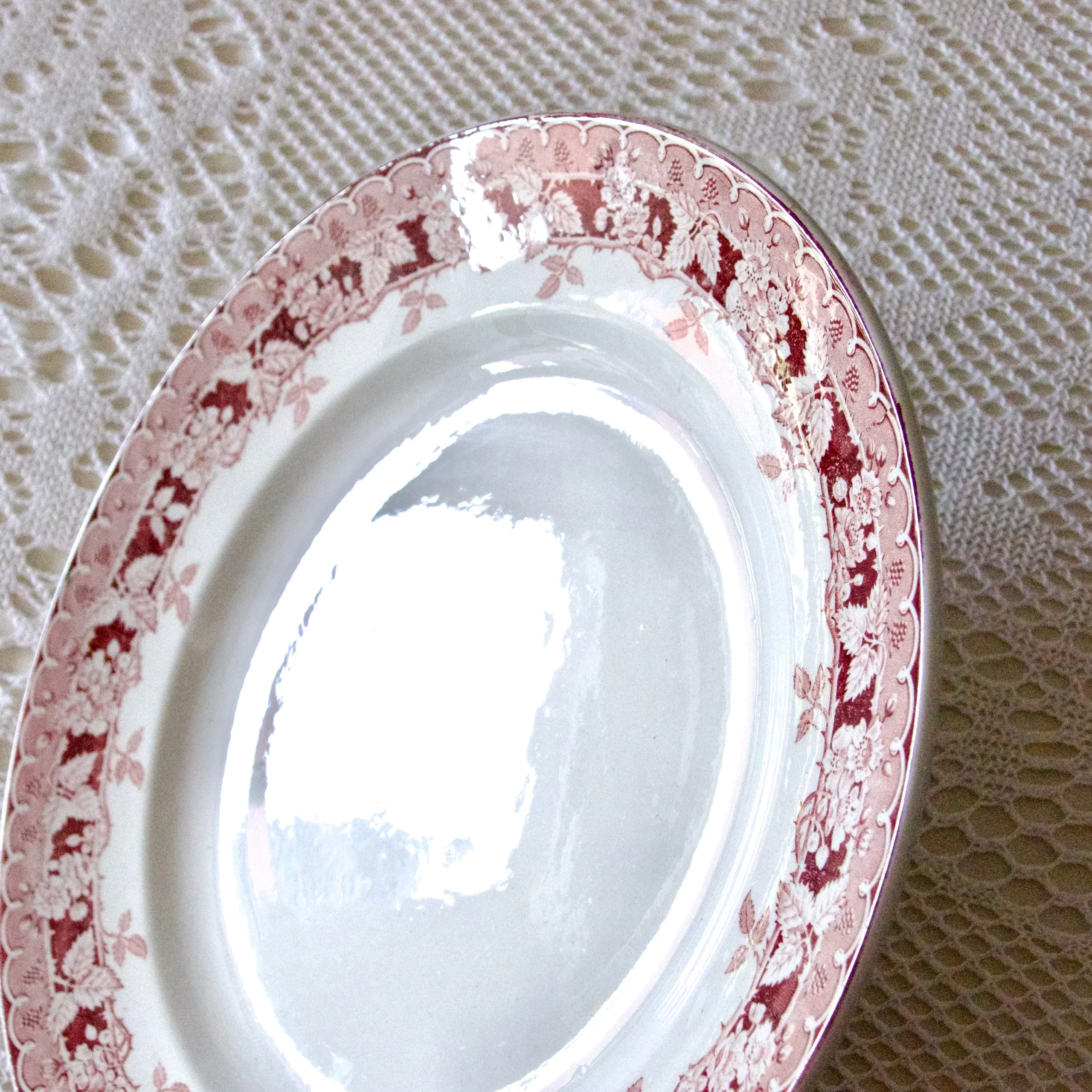 Grand plat rond St Amand "mûrier" - terre de fer rose – Image 4